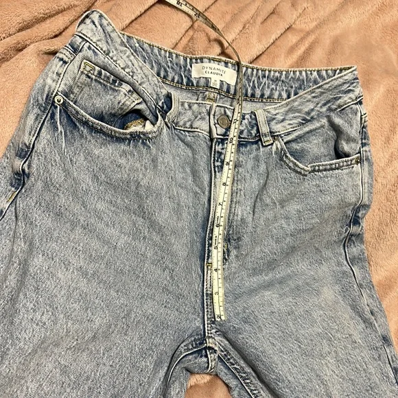 Dynamite High Rise Light Blue Jeans - Picture 7 of 10